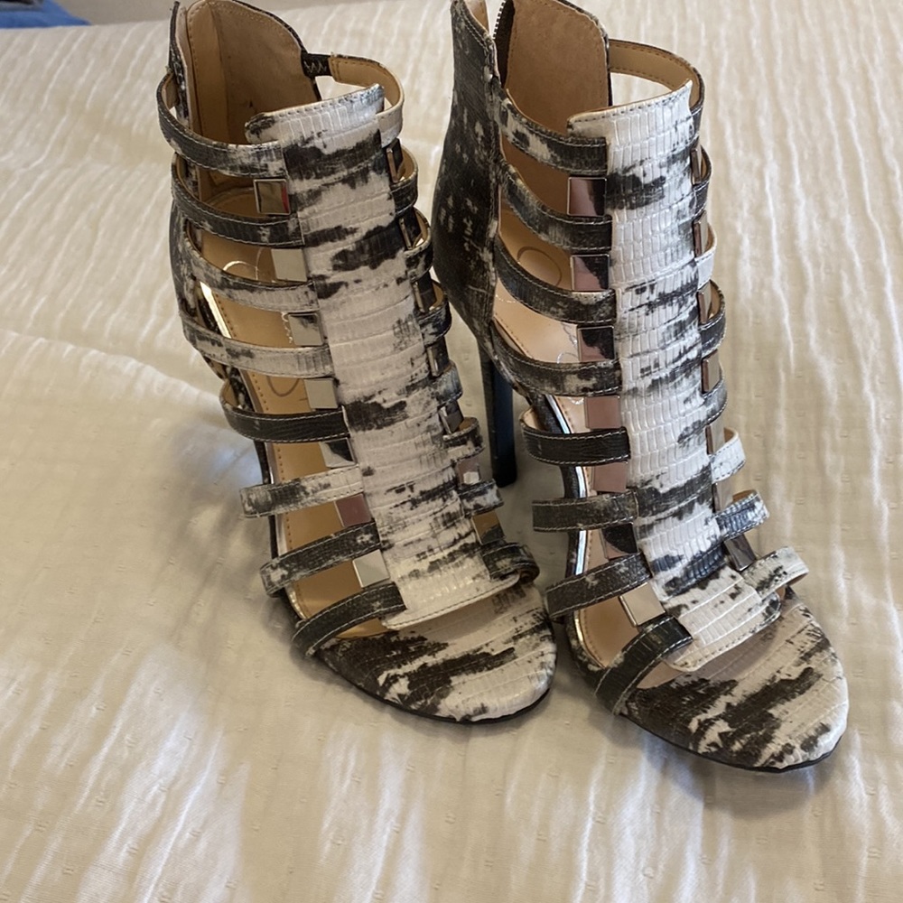 Jessica Simpson heels